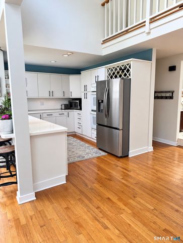 6 Overlook Drive, Old Saybrook, CT 06475
