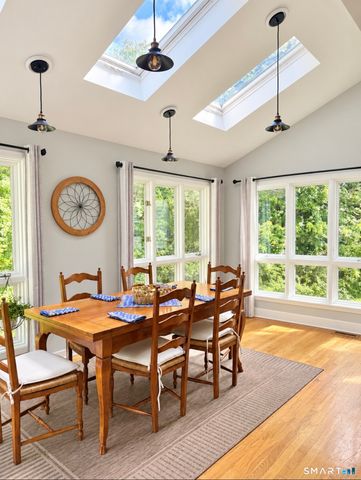 6 Overlook Drive, Old Saybrook, CT 06475