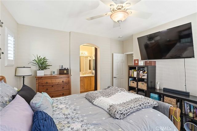 23891 Toscana, Valencia, CA 91354