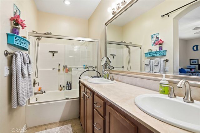 23891 Toscana, Valencia, CA 91354