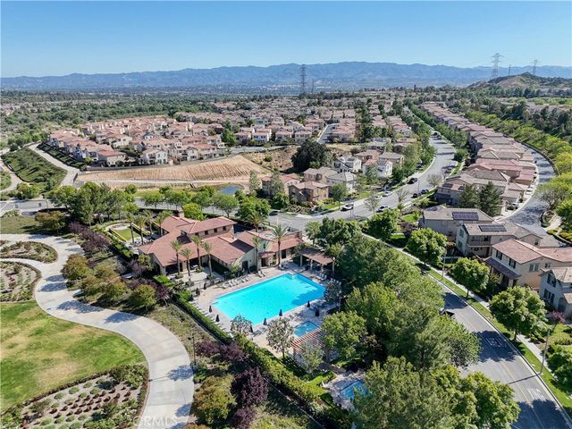 23891 Toscana, Valencia, CA 91354