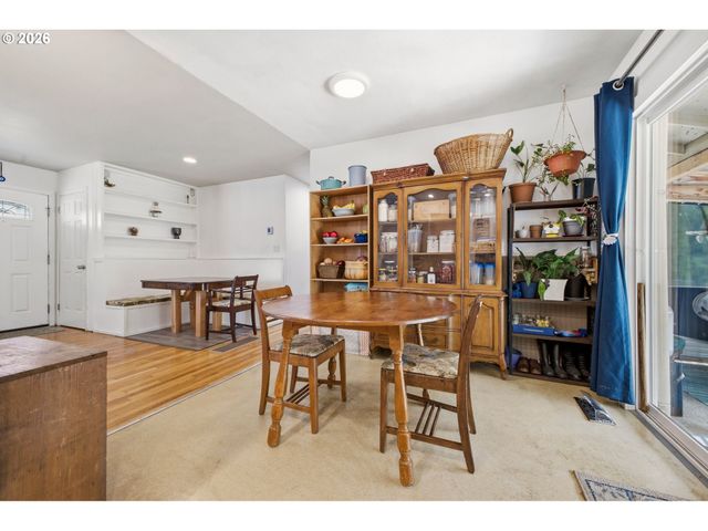 16110 Se CLAY St, Portland, OR 97233