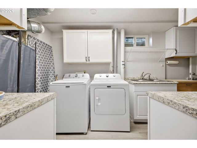 16110 Se CLAY St, Portland, OR 97233
