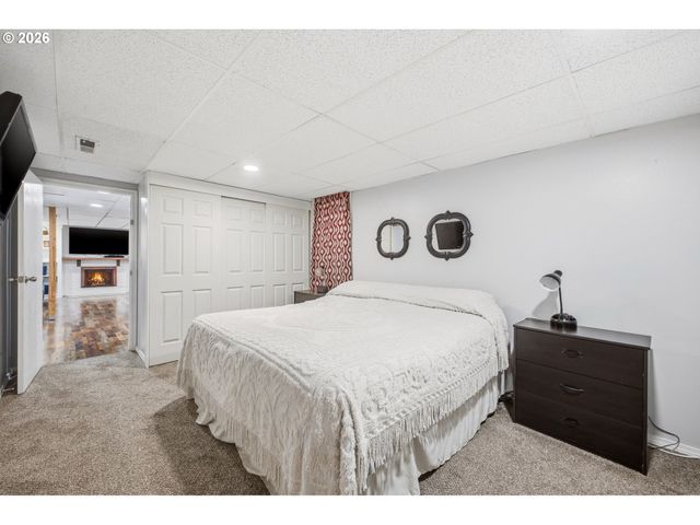 16110 Se CLAY St, Portland, OR 97233