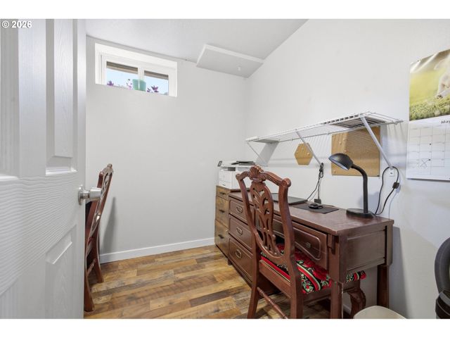 16110 Se CLAY St, Portland, OR 97233
