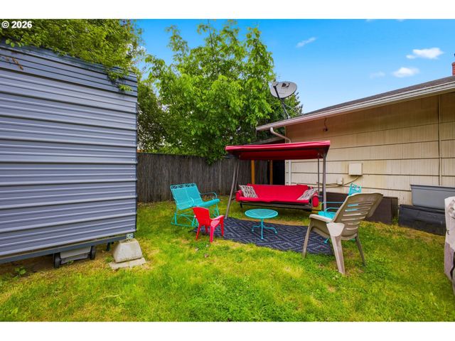16110 Se CLAY St, Portland, OR 97233