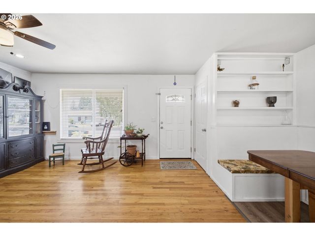16110 Se CLAY St, Portland, OR 97233