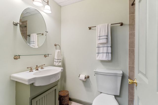 7775 Medley Amonette Rd, Silver Point, TN 38582