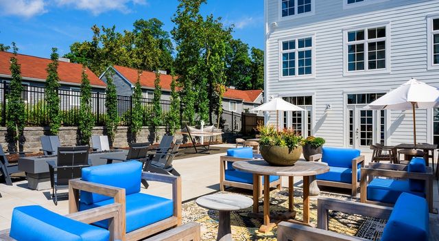 333 Unquowa Road 324, Fairfield, CT 06824