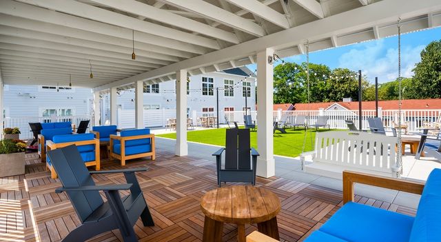 333 Unquowa Road 324, Fairfield, CT 06824