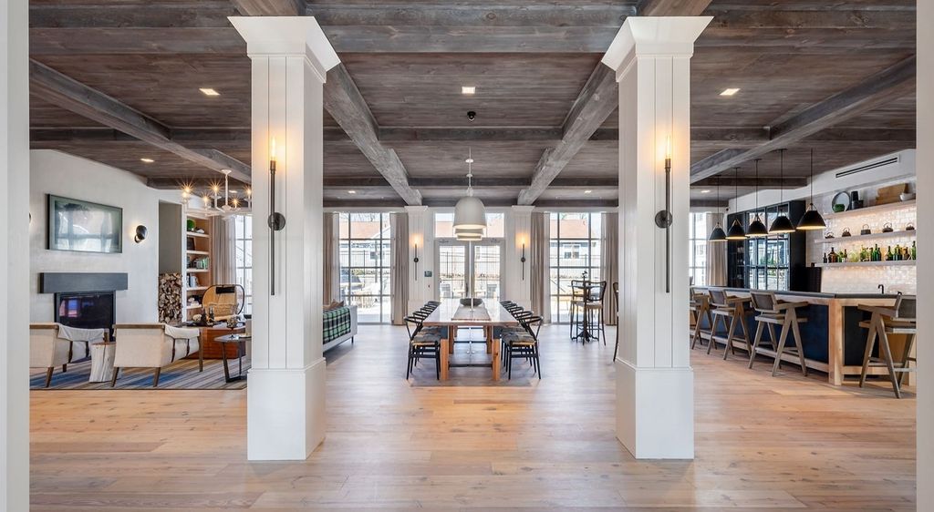 333 Unquowa Road 324, Fairfield, CT 06824