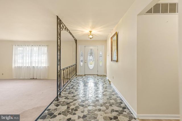 17 KING ST, Pennsville, NJ 08070