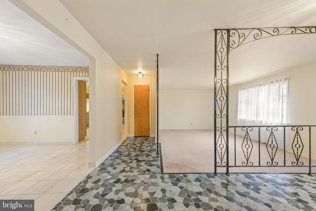 17 KING ST, Pennsville, NJ 08070