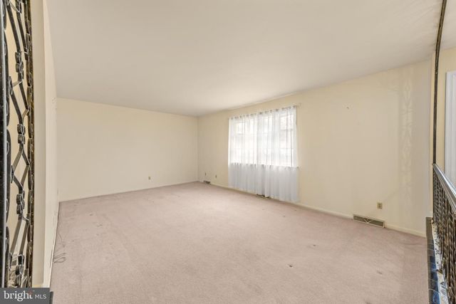 17 KING ST, Pennsville, NJ 08070