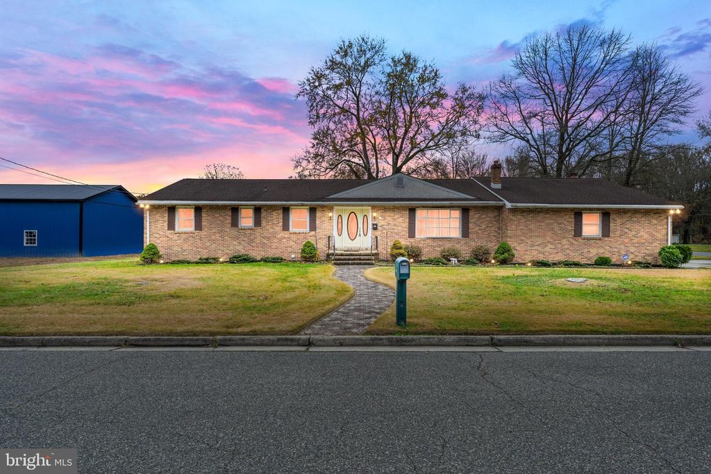 17 KING ST, Pennsville, NJ 08070