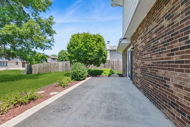 11852 Oregon Trail, Orland Park, IL 60467