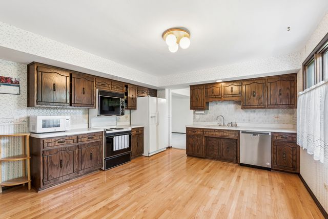 11852 Oregon Trail, Orland Park, IL 60467