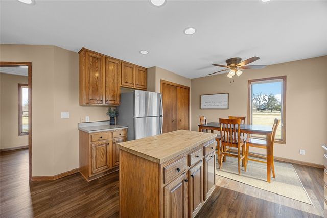 4199 Brookside Drive, Marion, IA 52302