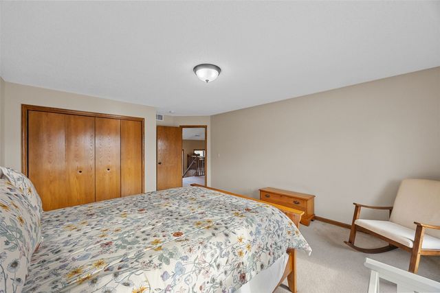 4199 Brookside Drive, Marion, IA 52302