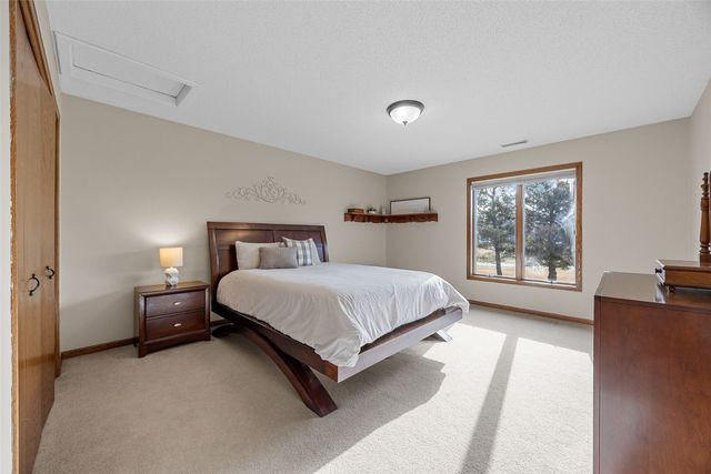 4199 Brookside Drive, Marion, IA 52302