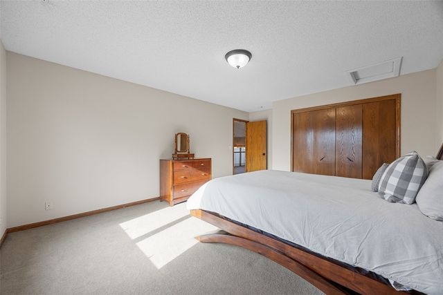 4199 Brookside Drive, Marion, IA 52302