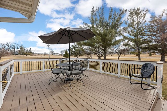 4199 Brookside Drive, Marion, IA 52302