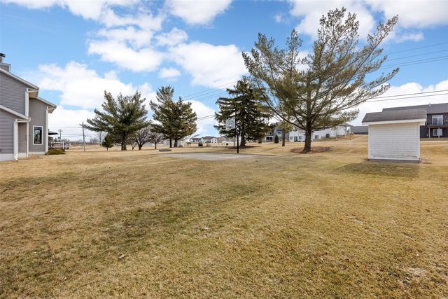 4199 Brookside Drive, Marion, IA 52302