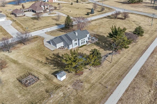 4199 Brookside Drive, Marion, IA 52302