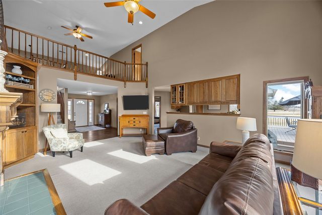 4199 Brookside Drive, Marion, IA 52302