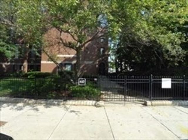 60 Gibson 305, Boston, MA 02122