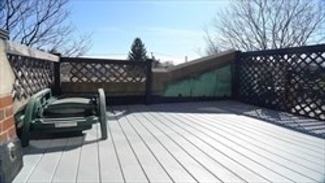 60 Gibson 305, Boston, MA 02122