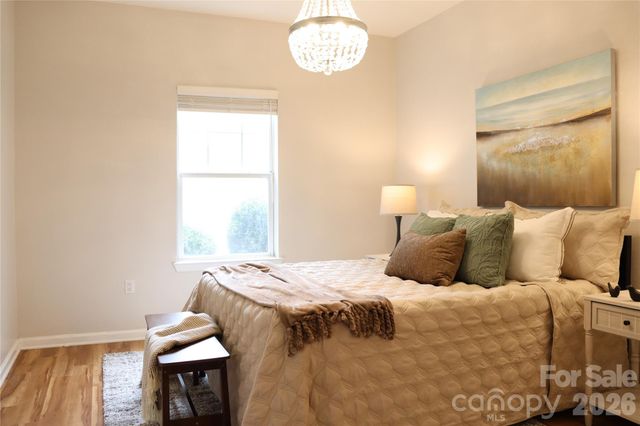 700 Vista Lake Drive 104, Candler, NC 28715