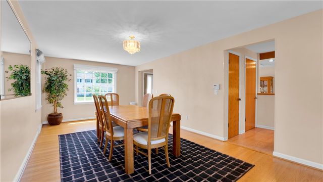 50 Eventide Lane, Irondequoit, NY 14617