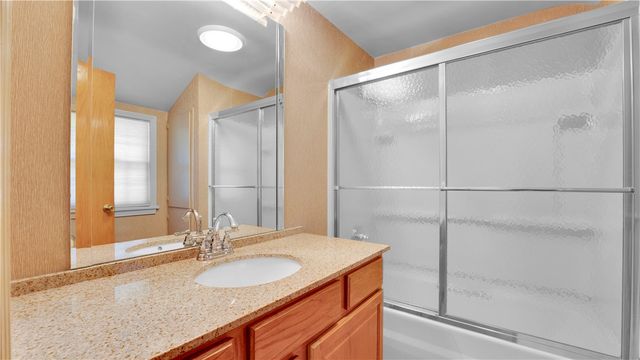 50 Eventide Lane, Irondequoit, NY 14617