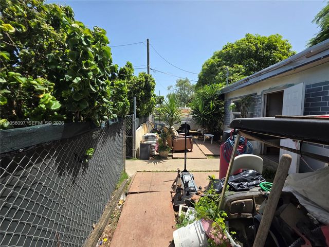 722 SW 3rd Ave, Homestead, FL 33030