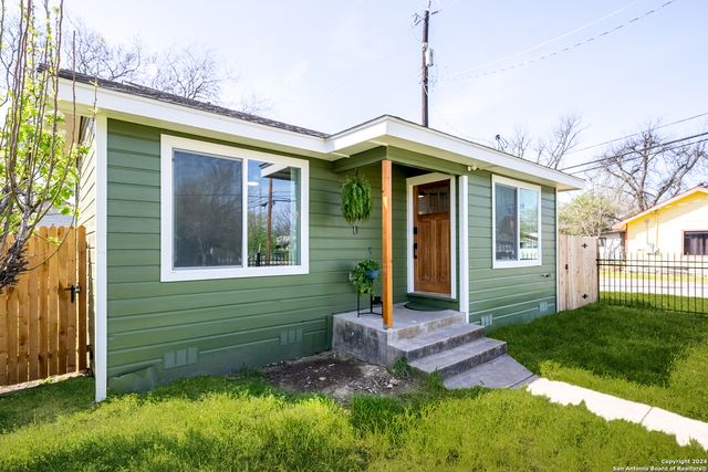 1102 BURLESON, San Antonio, TX 78202