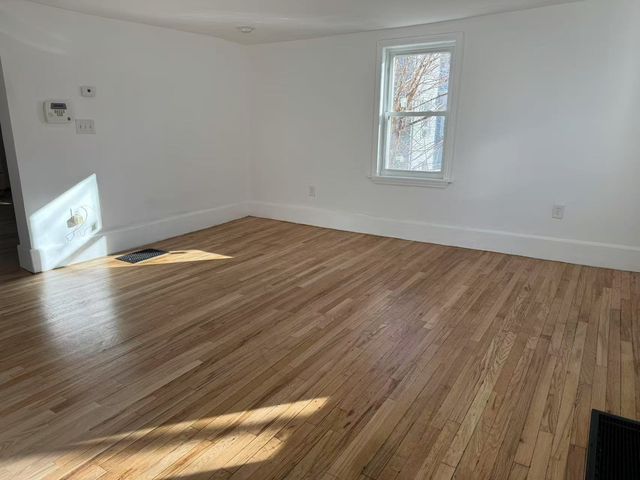 119 Whitfield St 119, Boston, MA 02124