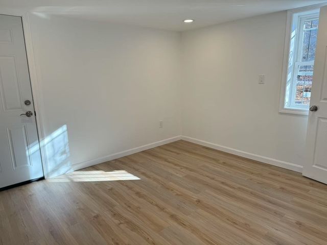 119 Whitfield St 119, Boston, MA 02124