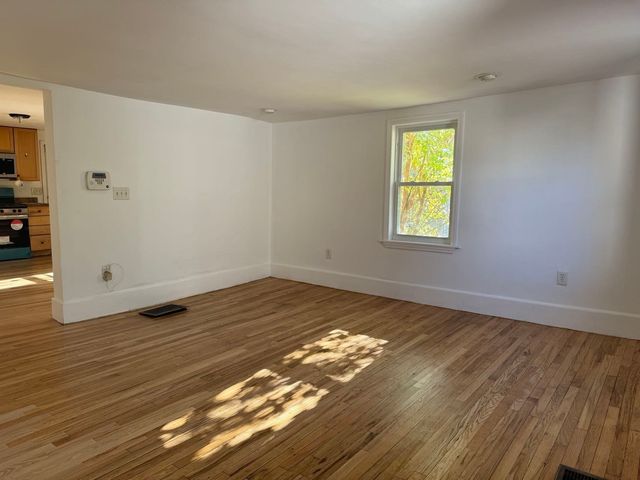 119 Whitfield St 119, Boston, MA 02124