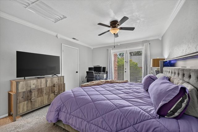 7510 Holly Hill Drive 124, Dallas, TX 75231