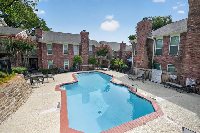7510 Holly Hill Drive 124, Dallas, TX 75231