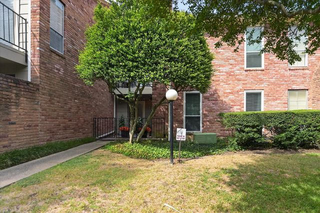 7510 Holly Hill Drive 124, Dallas, TX 75231