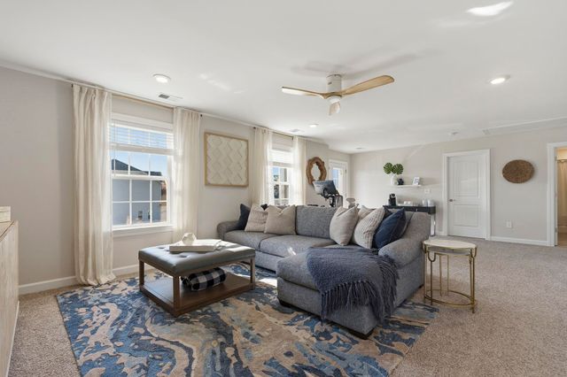 450 Rose Fountain Dr., Myrtle Beach, SC 29579