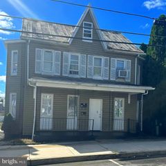 829 CONCORD ST #APT. A, Hagerstown, MD 21740