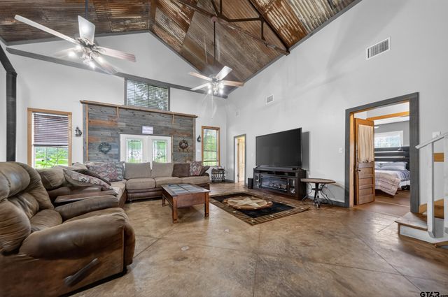147 County Road 2378, Alba, TX 75410