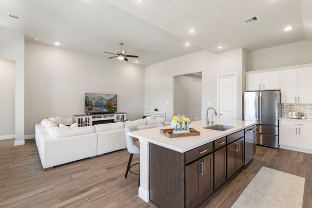 16147 Sapphire Crest Drive, Conroe, TX 77302