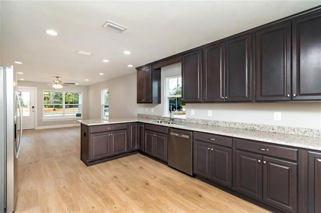 1837 Woodcock Place, Mobile, AL 36606