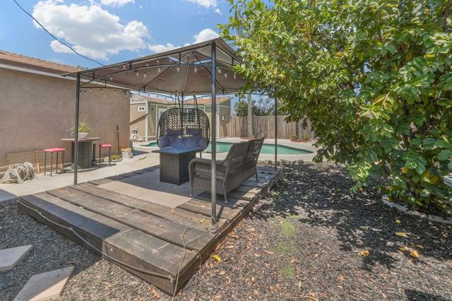 3974 Daves Way, San Diego, CA 92154
