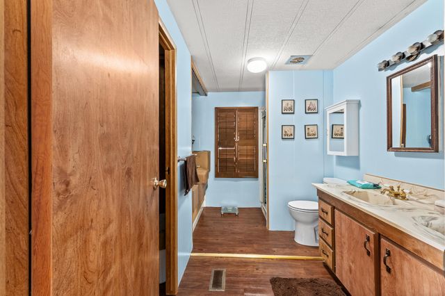 5505 W Tulare Avenue 406, Visalia, CA 93277