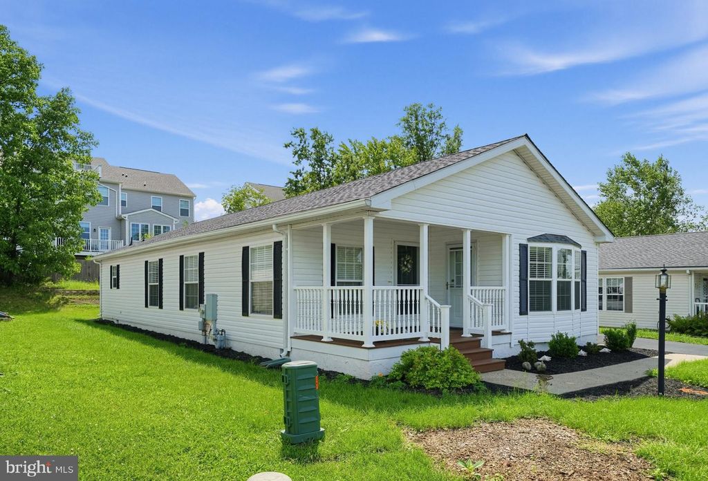 108 DYER CT, ROYERSFORD, PA 19468 — photo 3